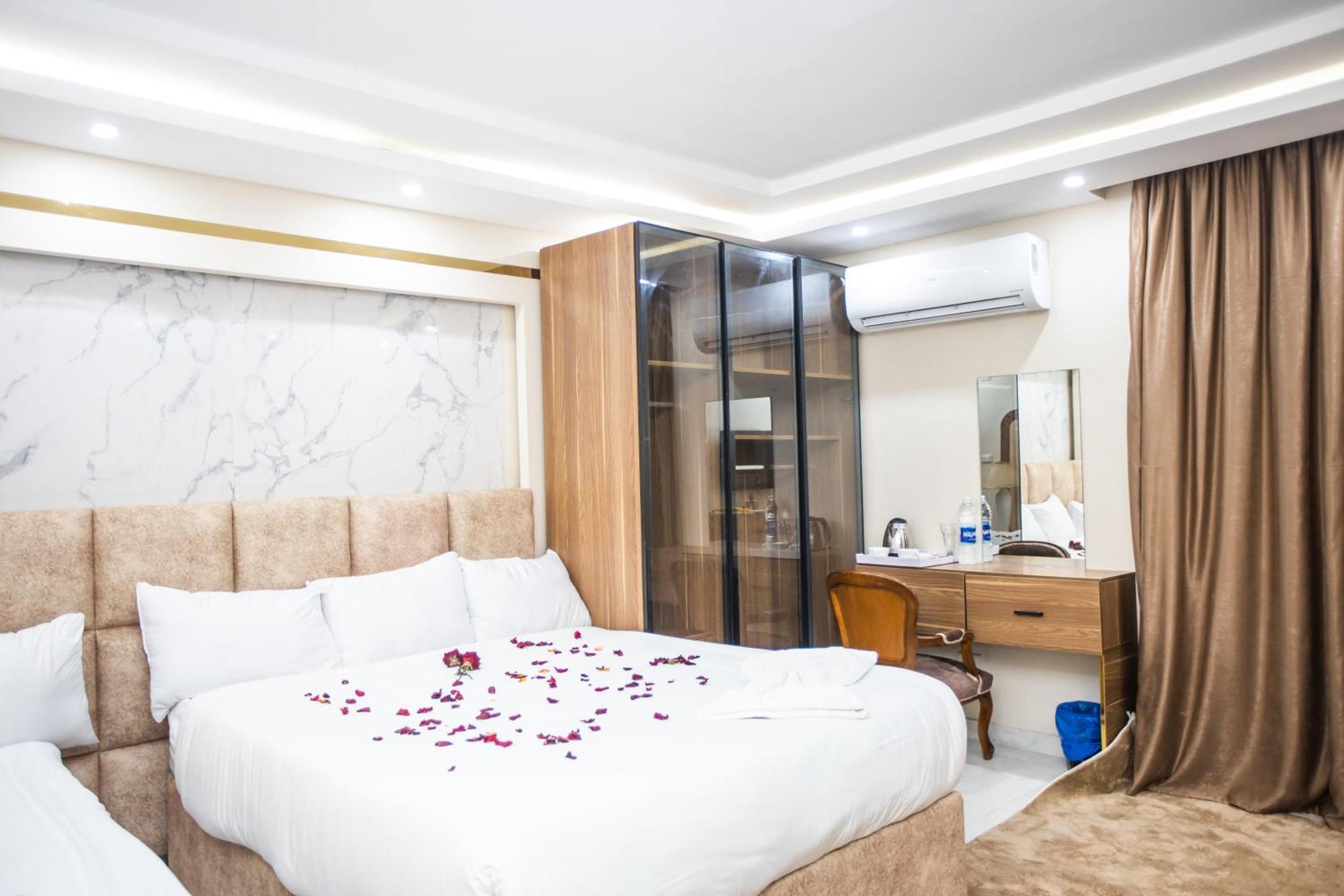 Comfort Giza Golden Al Kawm al Akhdar Exterior photo