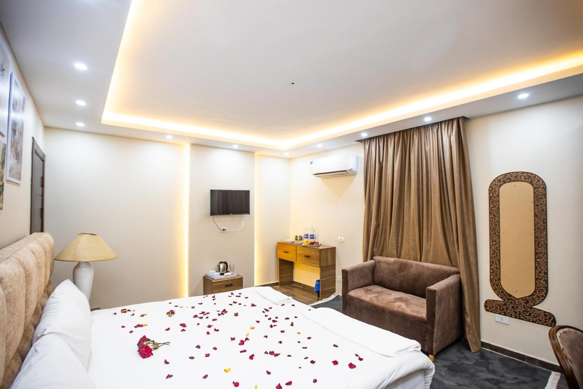 Comfort Giza Golden Al Kawm al Akhdar Exterior photo